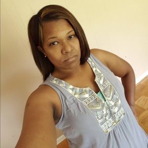 Meet your Posher, Joy